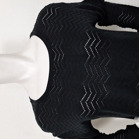 Hannah Black Whimsigoth Open Knit Long Sleeve Pullover Hi-Low Sweater Size M - Picture 2 of 12